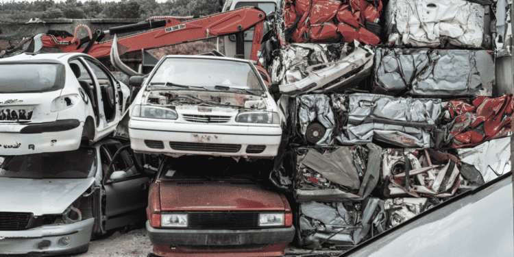 Scrap Car Tampa: Converting Your Old Vehicle into Cash 1 scrap cars / Scrap Car Tampa / metals / iron / the metal times / cars